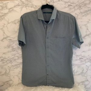 Perry Ellis Mens Collard Shirt/Size Small